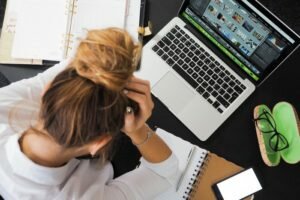 4 Signs You Need to Take Time Off from Your Writing Business