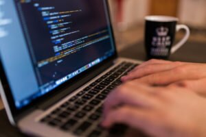 How to Launch Your Career as a Tech Writer