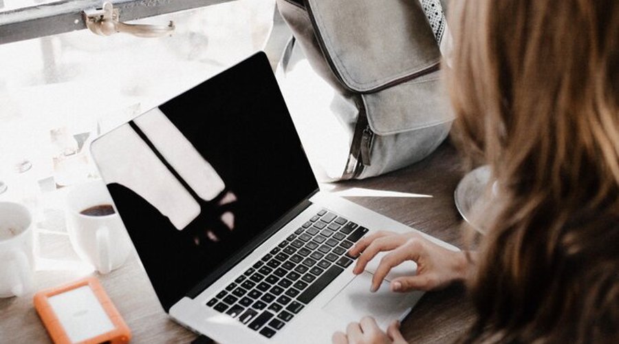 Transitioning from a Full-Time Job to Freelance Writing