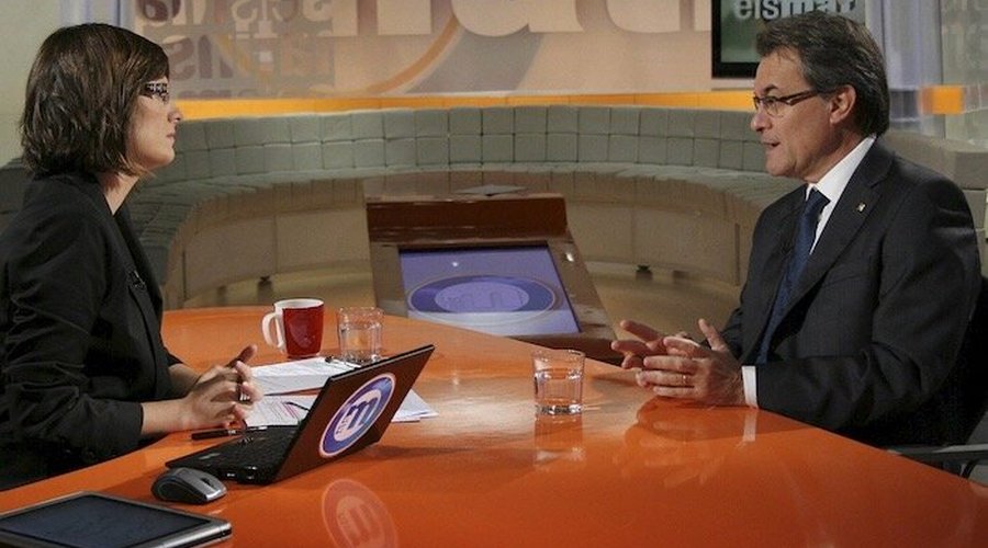 How Writers Can Be Successful on Media Interviews